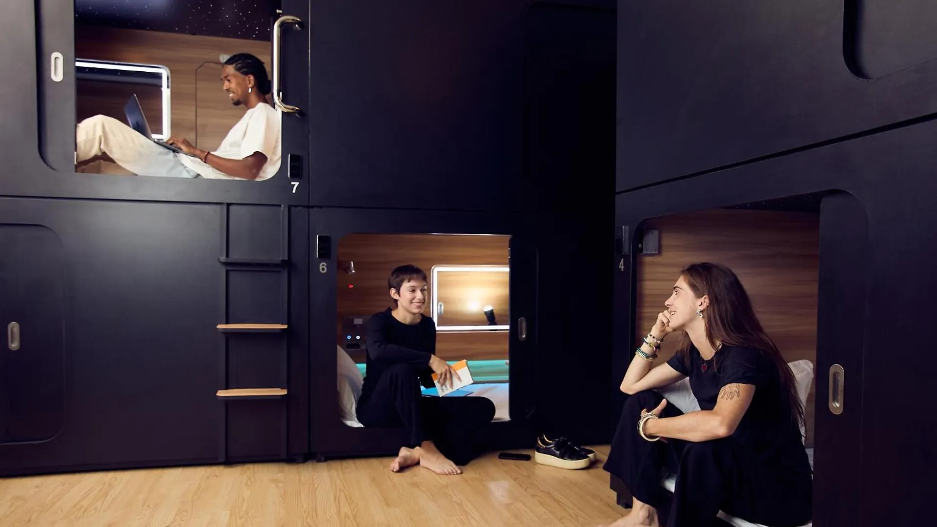 Guest house Capsule Hotel Montreal