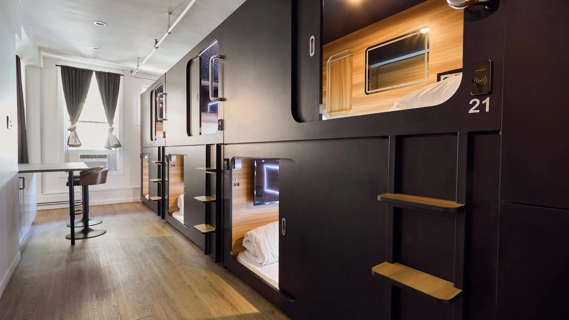 Guest house Capsule Hotel Montreal